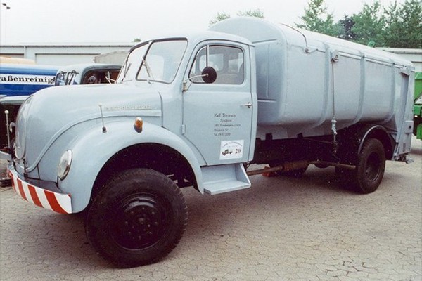 LKW33