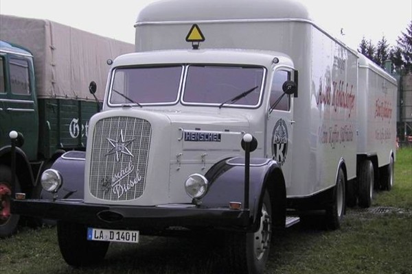 LKW93