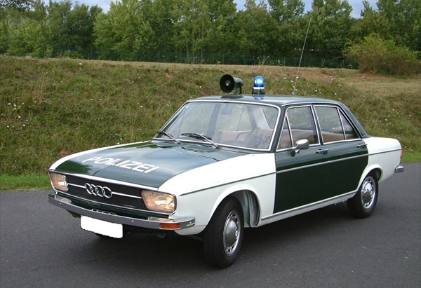 Audi-100