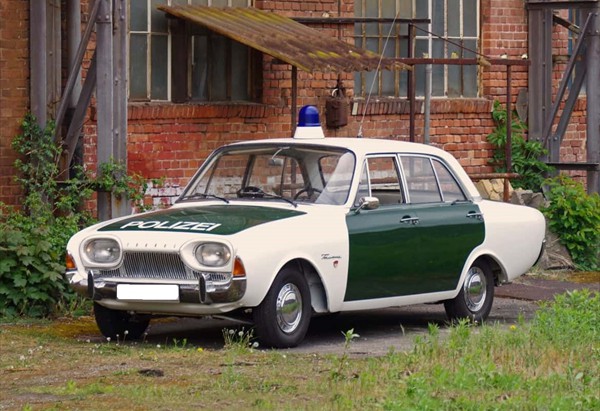 Ford-Taunus-17-M P3
