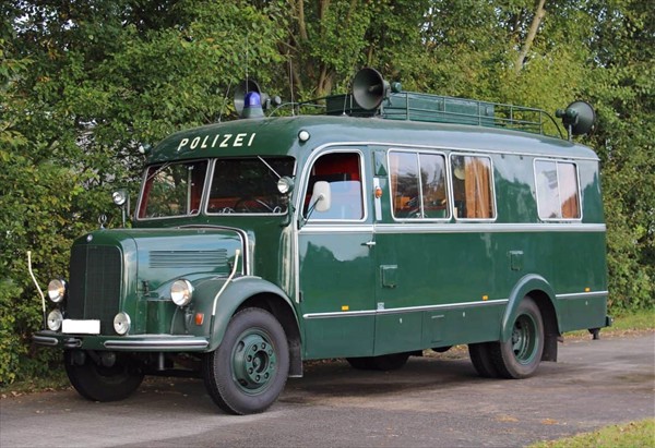 Mercedes-Benz-L-3500