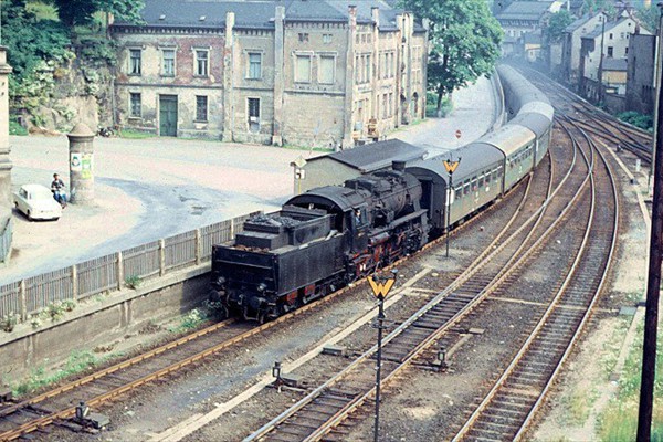 d282