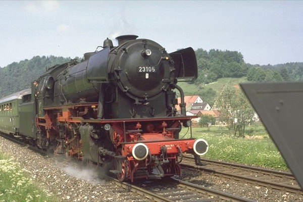 d32