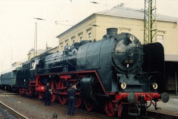 d81