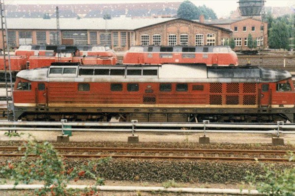 di38