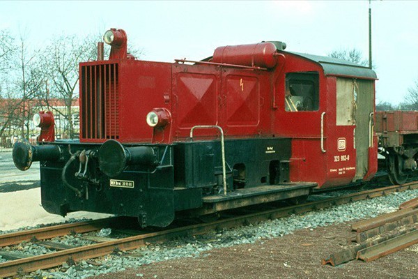di90