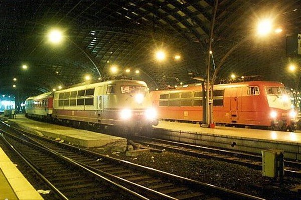 el100