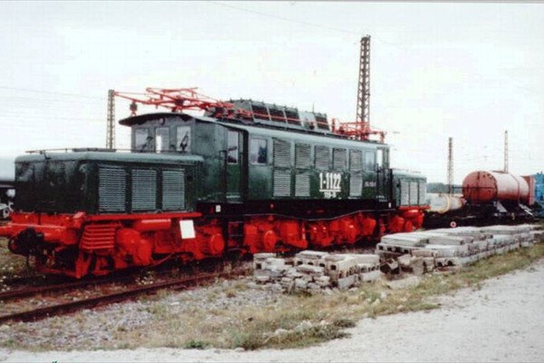 el8