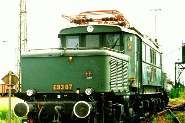 el9