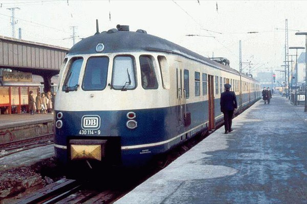 tr23