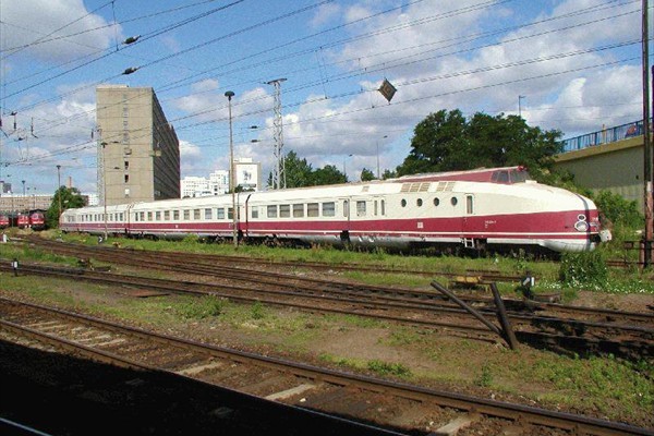 tr24