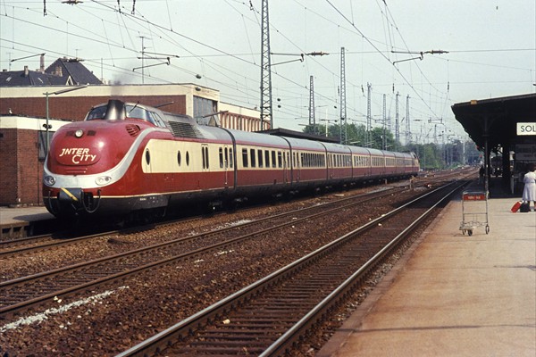 tr77