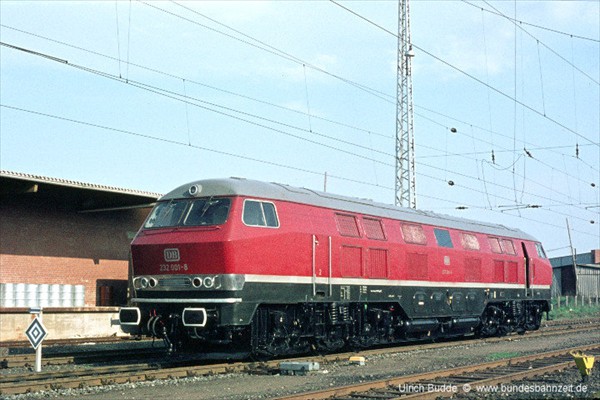 03-V232_001