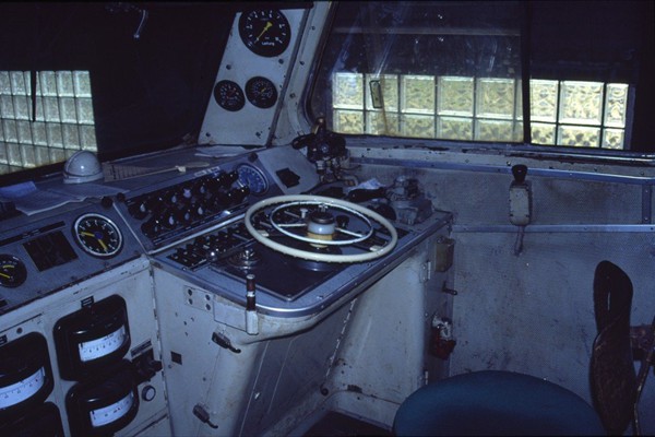 06-V232_001